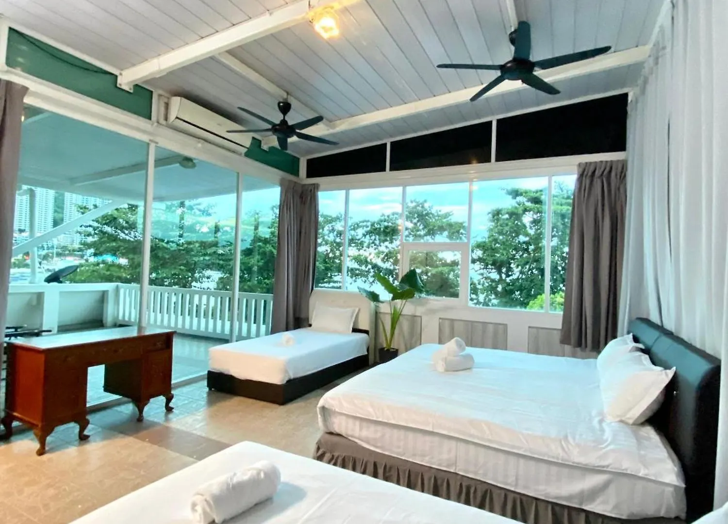 Seahome Boutique Hotel Tanjung Bungah